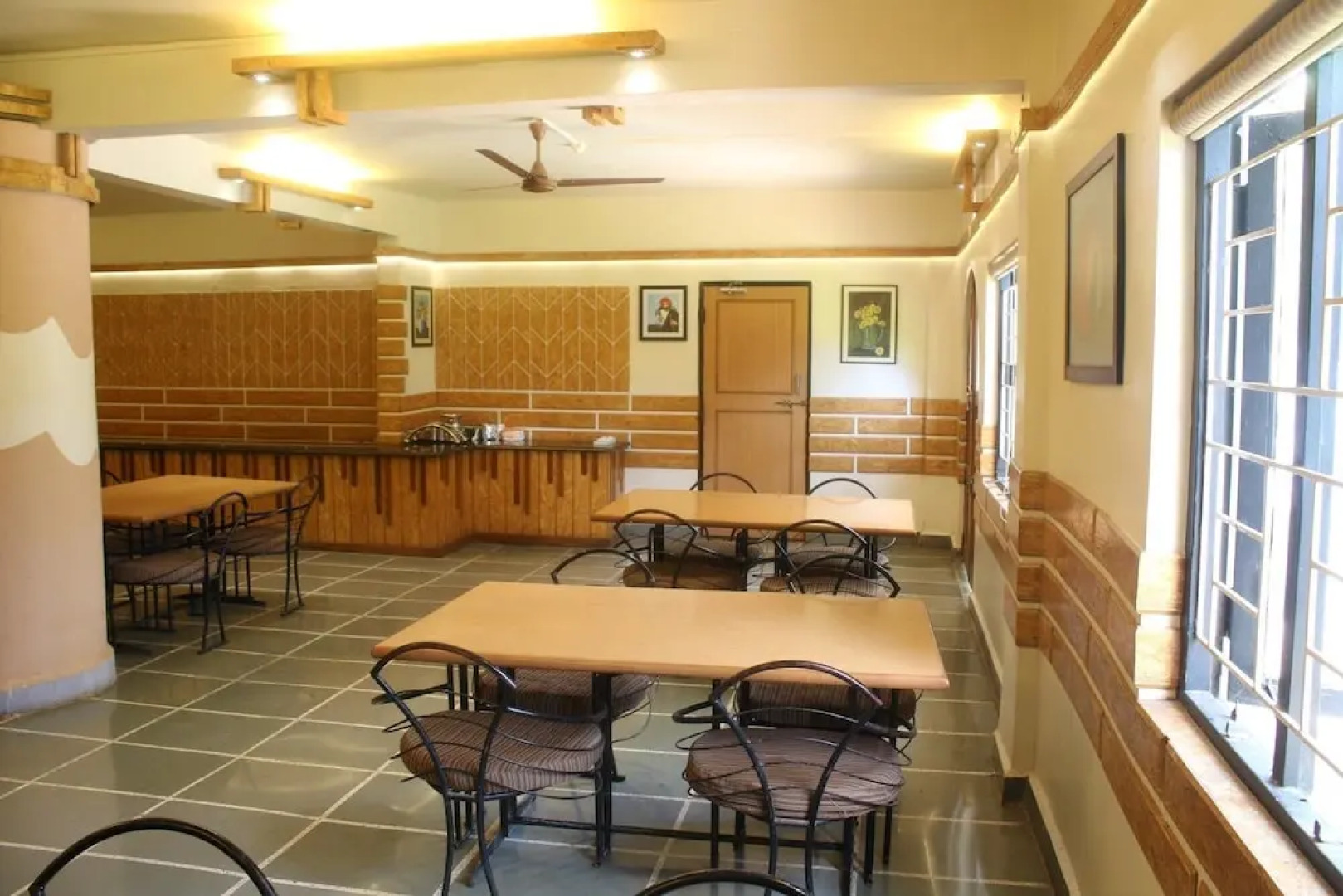 V Resorts Anandvan Wai