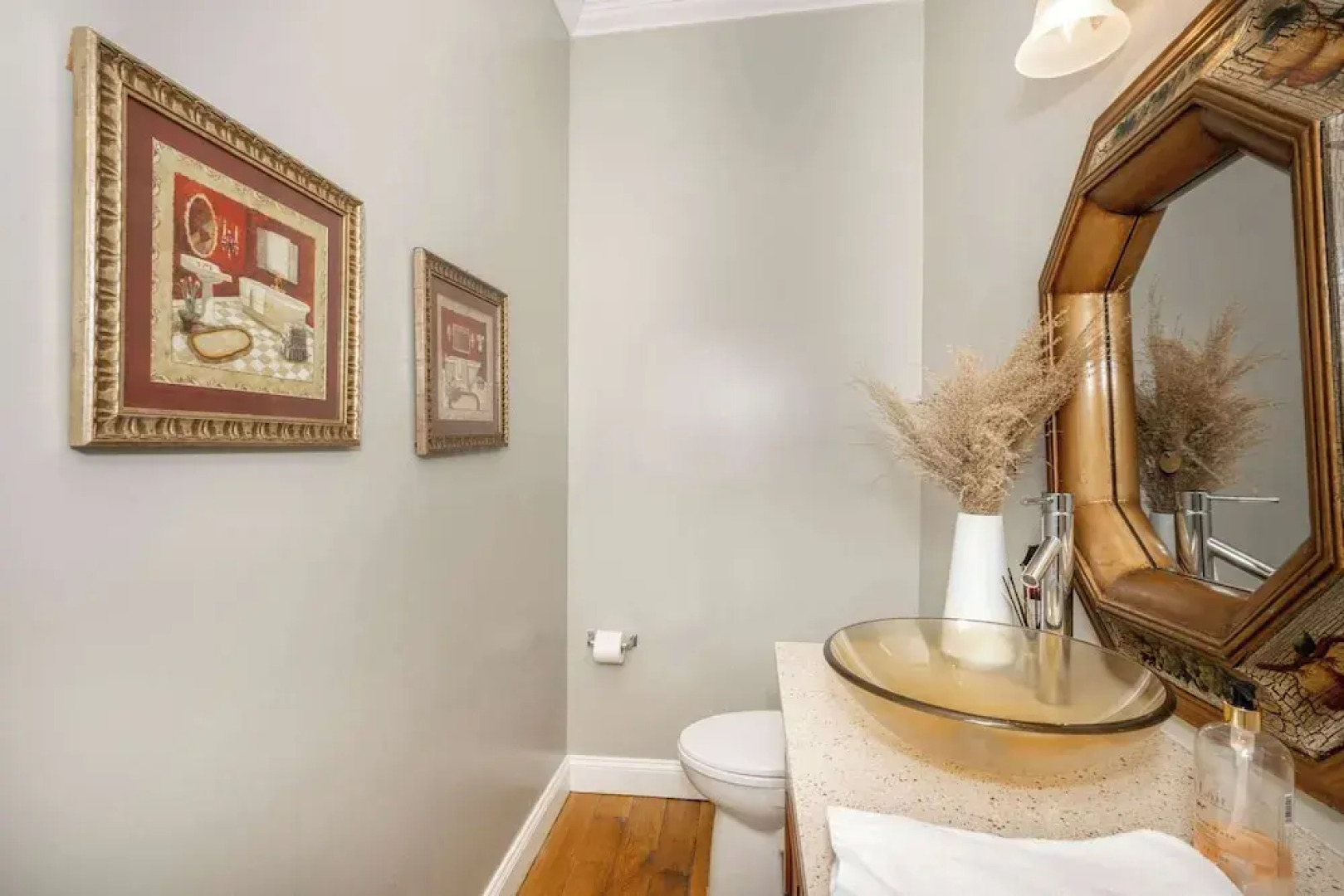 The Bishops Manor Stay for 10!