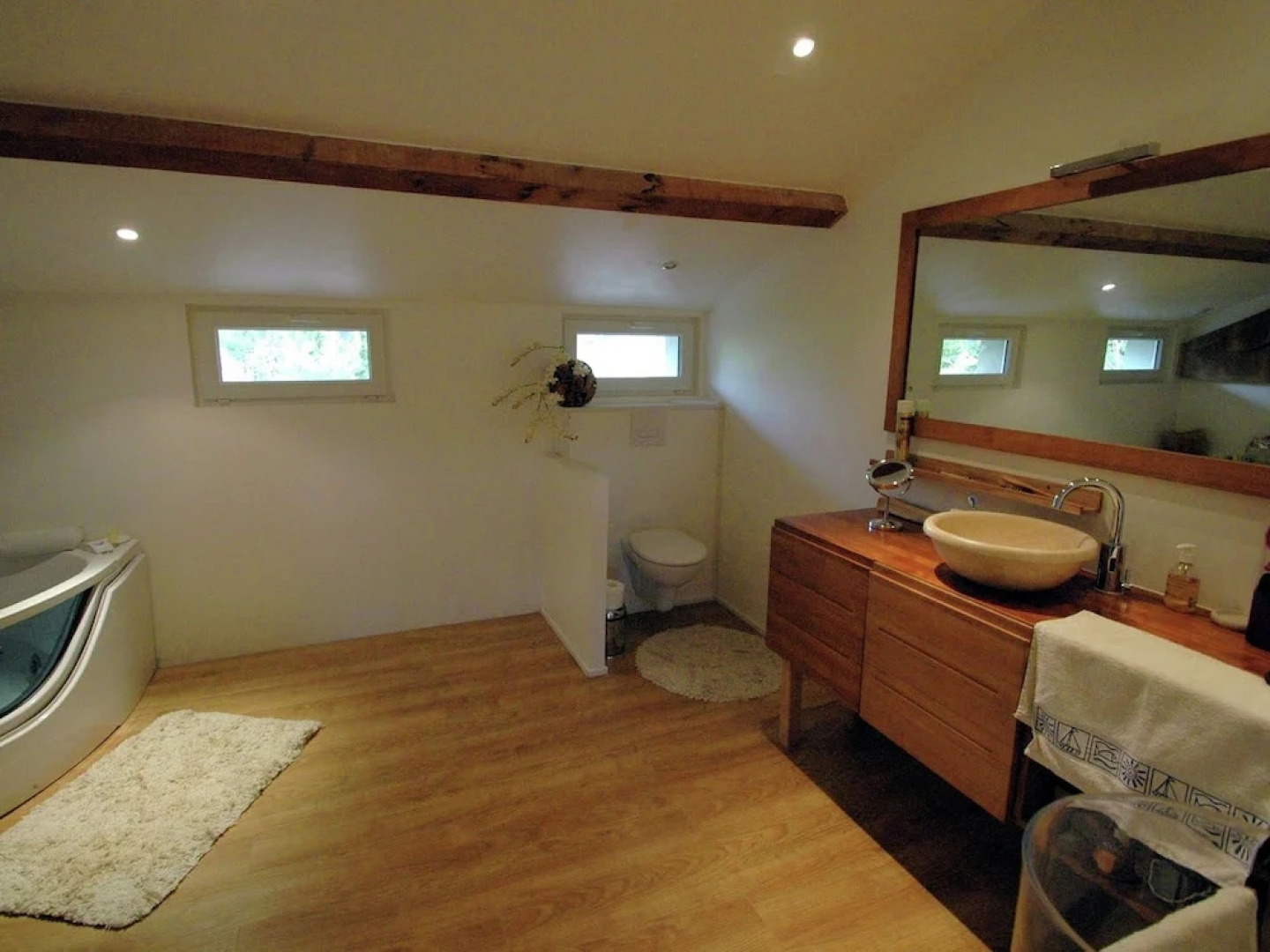 Holiday House With Swimming Pool Near the Beautiful City of Aix-en-provence