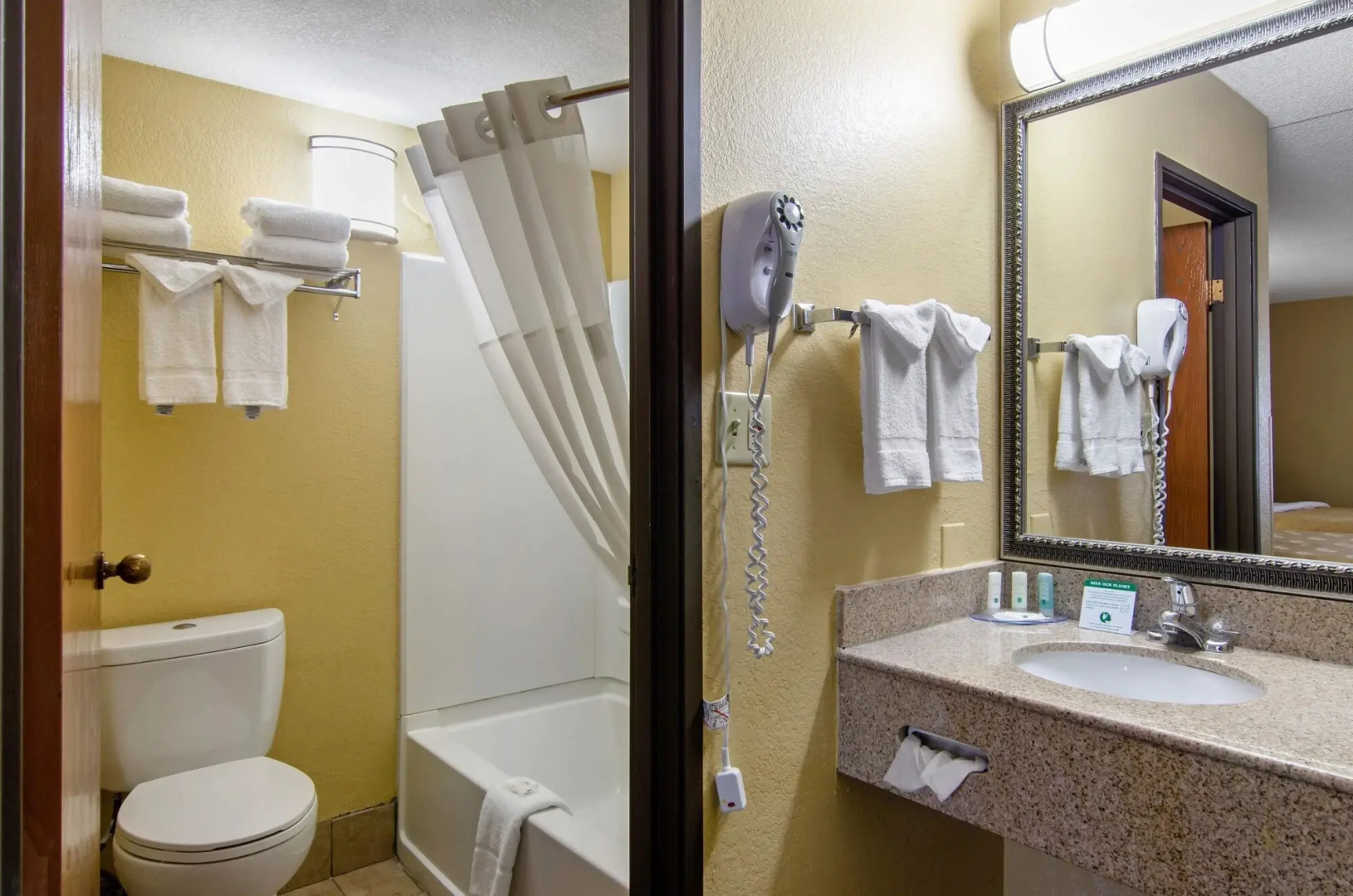 Quality Inn Merriam - Kansas City