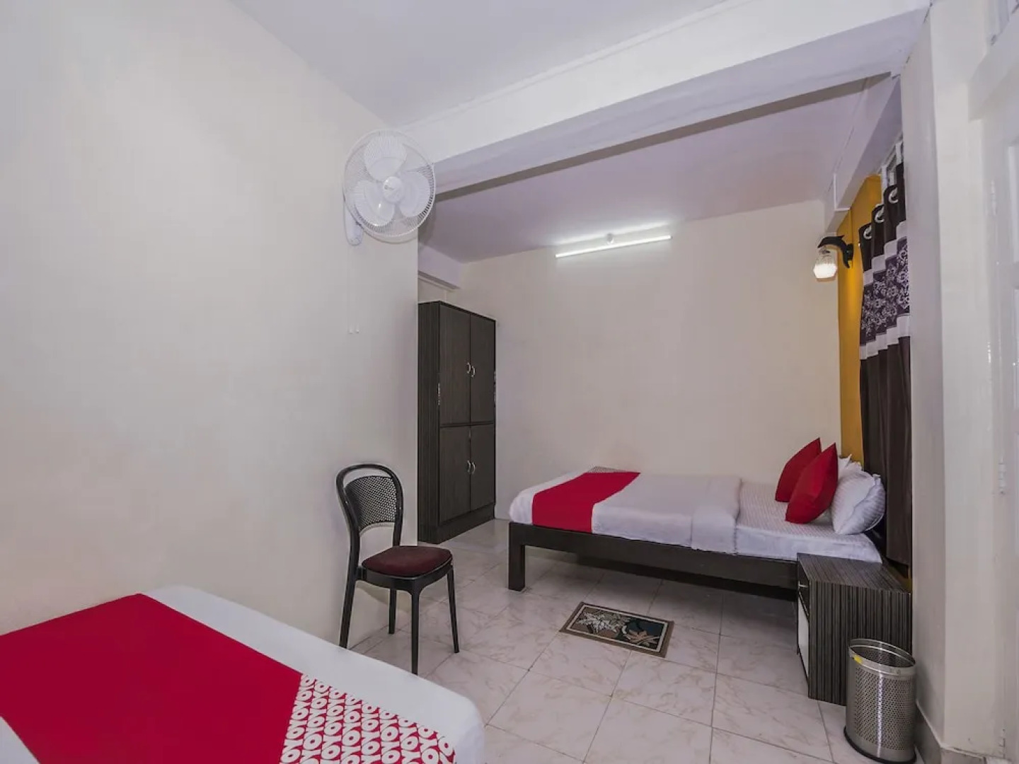 OYO 16152 Home Away Home