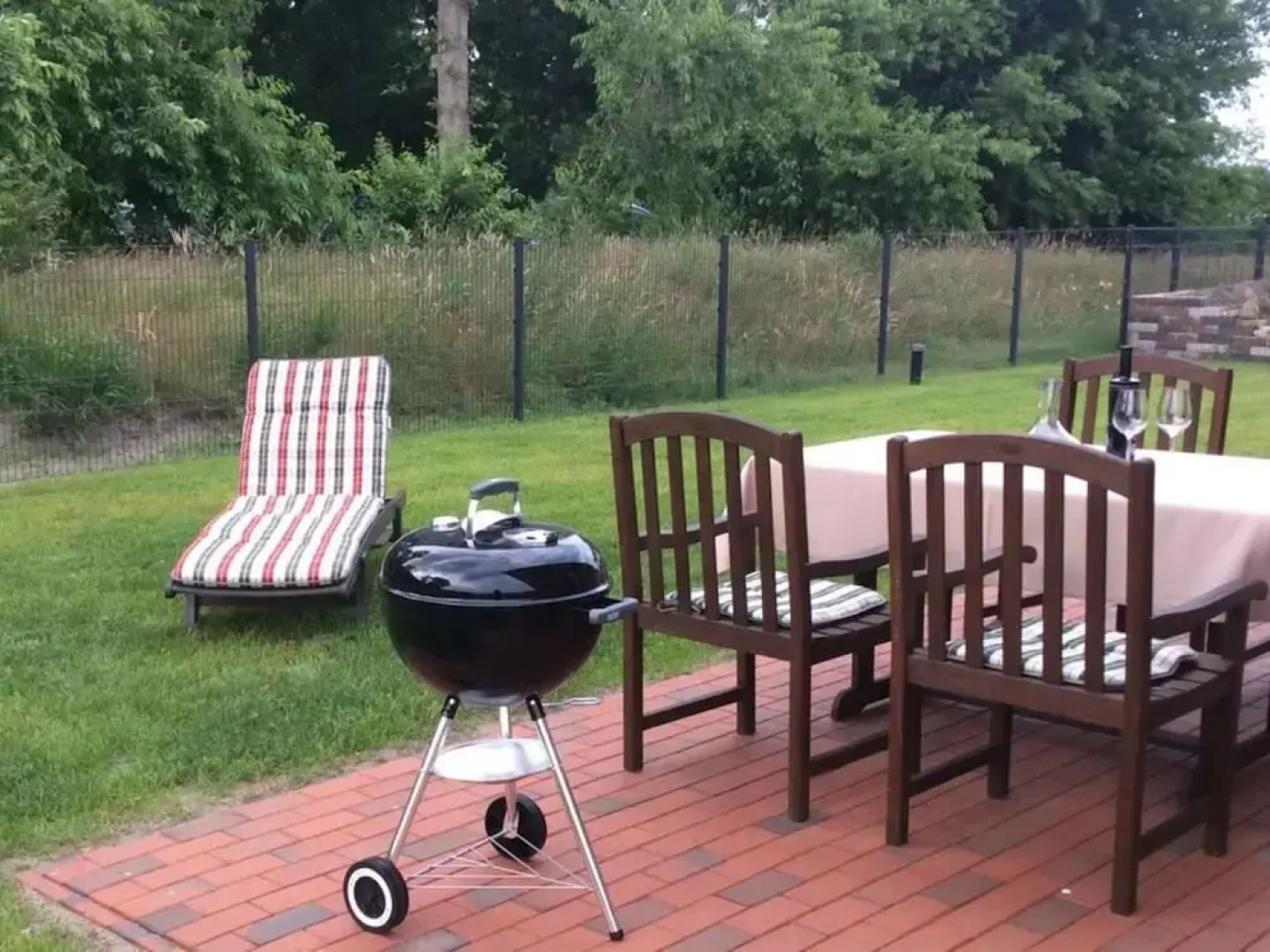 Holiday Home Time out