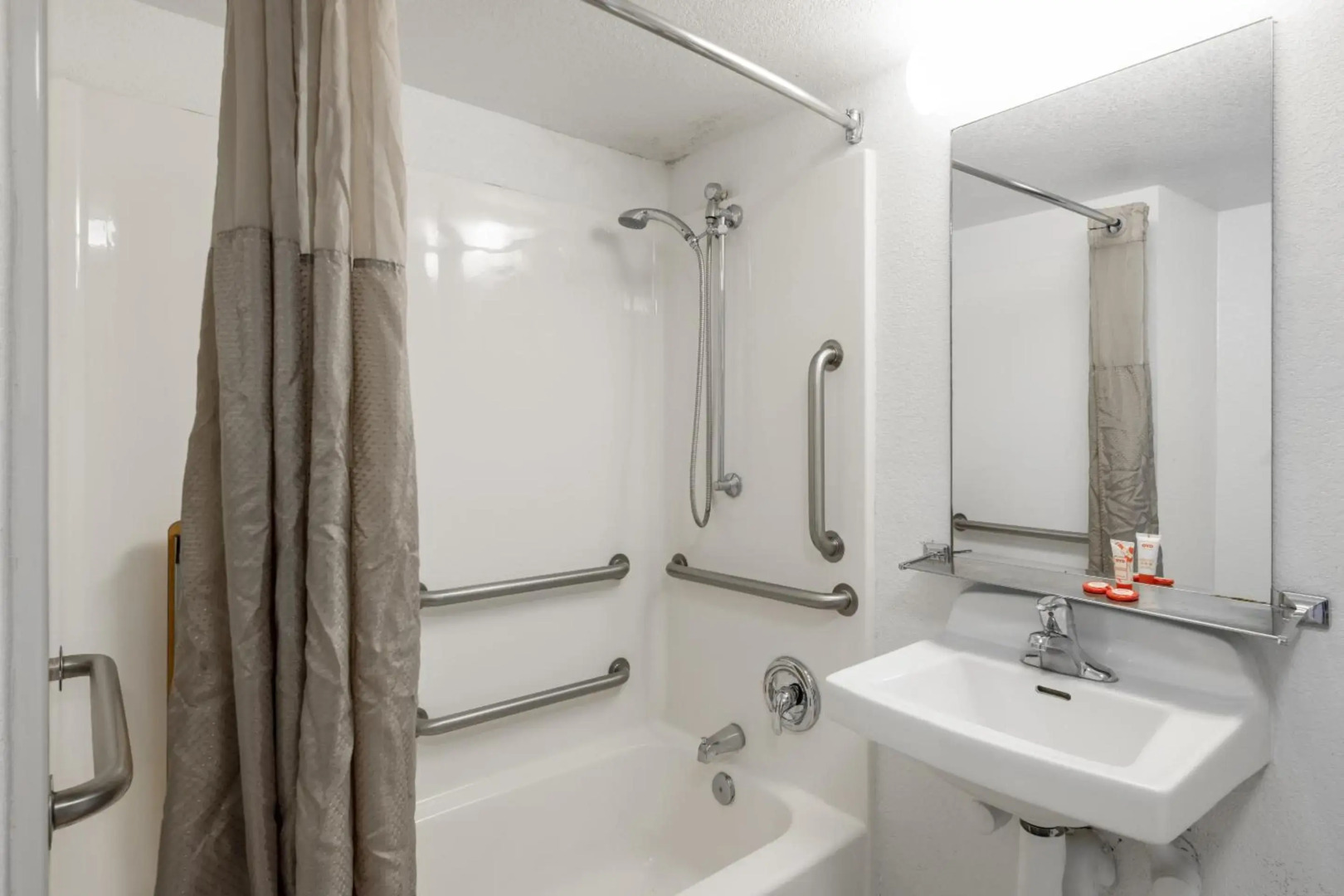 Holiday Inn Express Hotel & Suites Helena