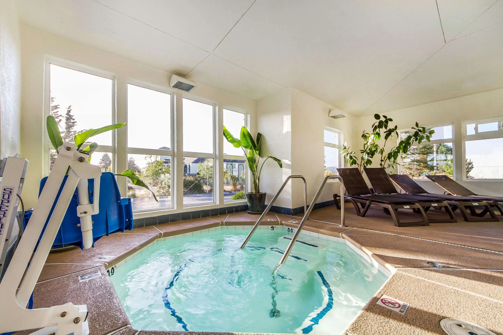 Comfort Inn & Suites Redwood Country