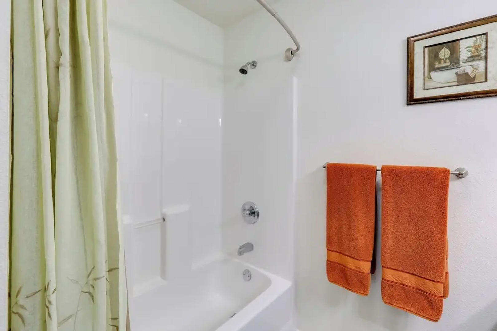 Fairbanks Alaskan Abode ~ 1 Mile to Pioneer Park!