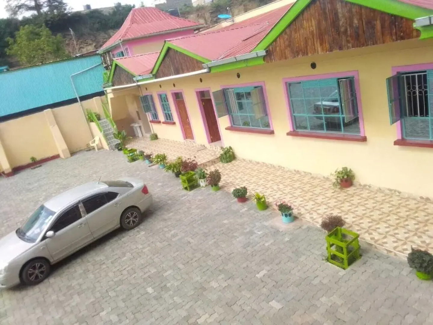 Mongare Lodge and restaurant