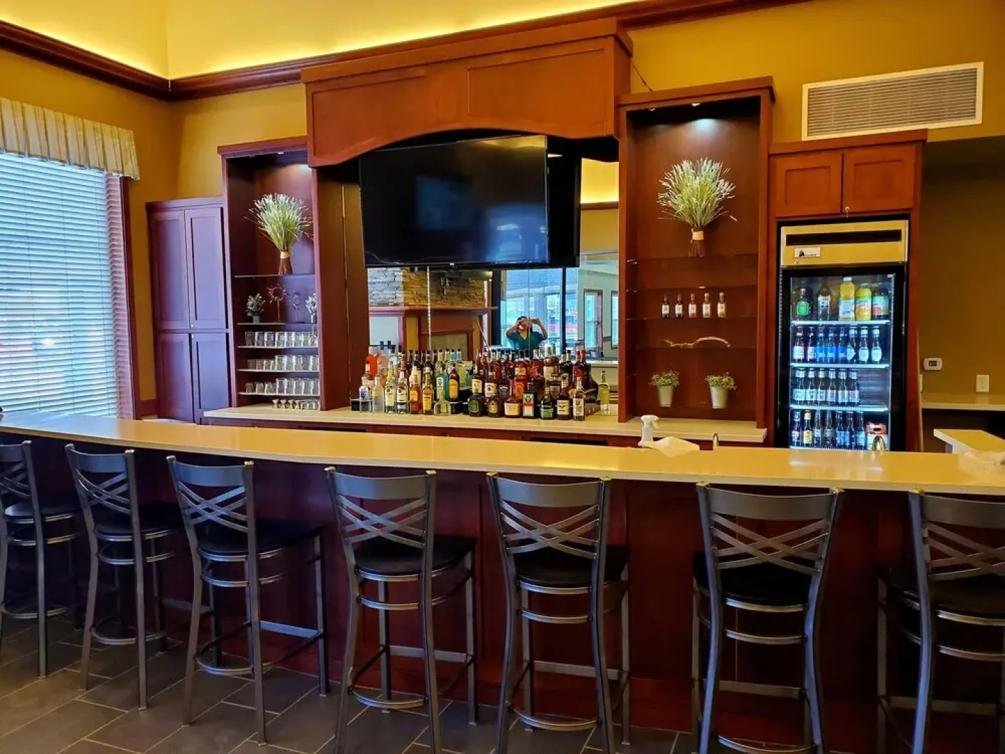 Clarion Hotel & Suites Williston