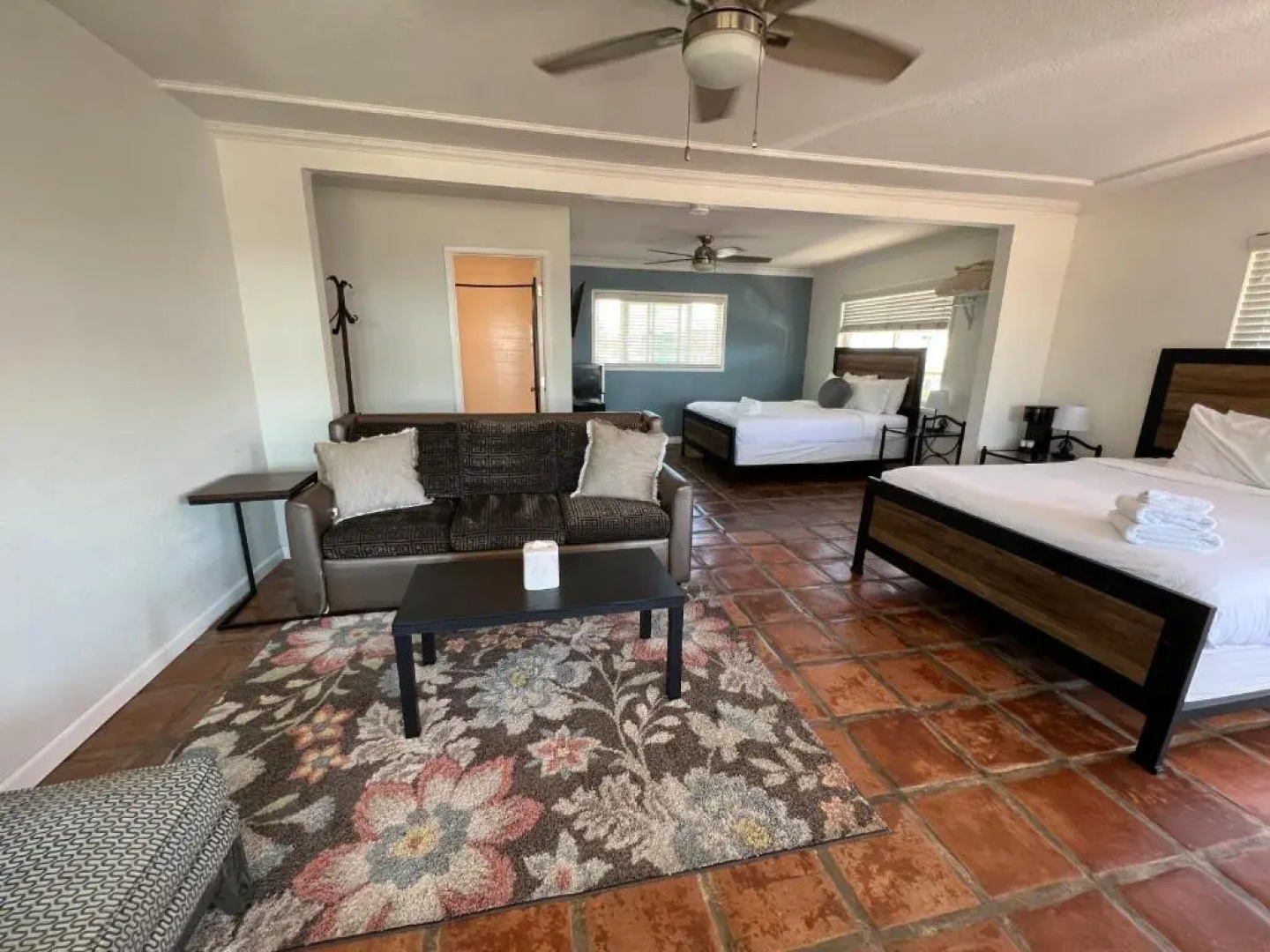 The Sand Castle Inn And Suites