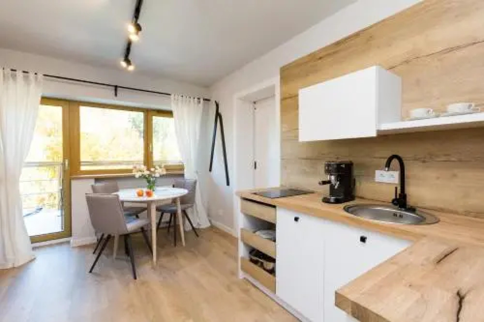 Dream Apart - Willa Marko