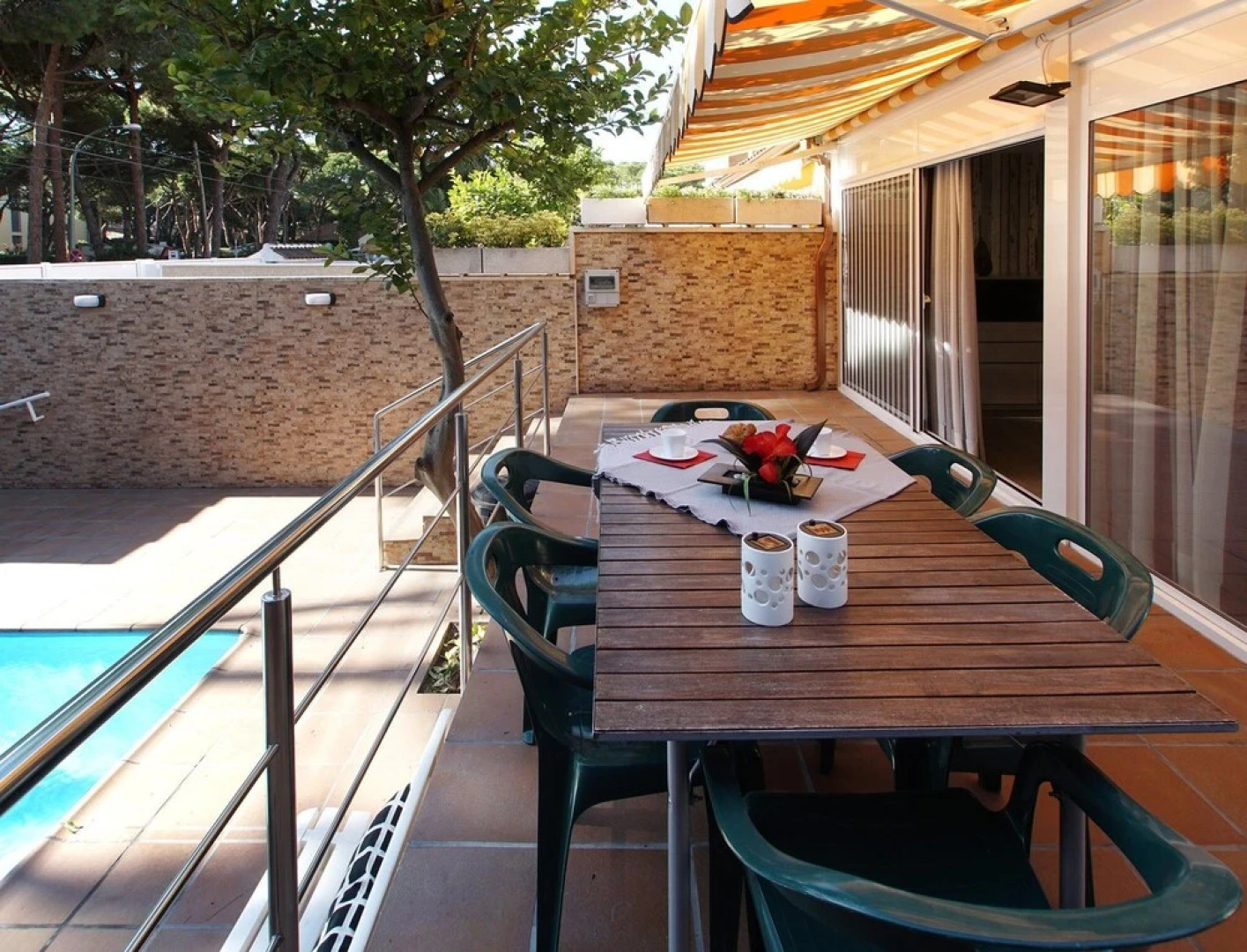 Mayflower Be my Guest Castelldefels