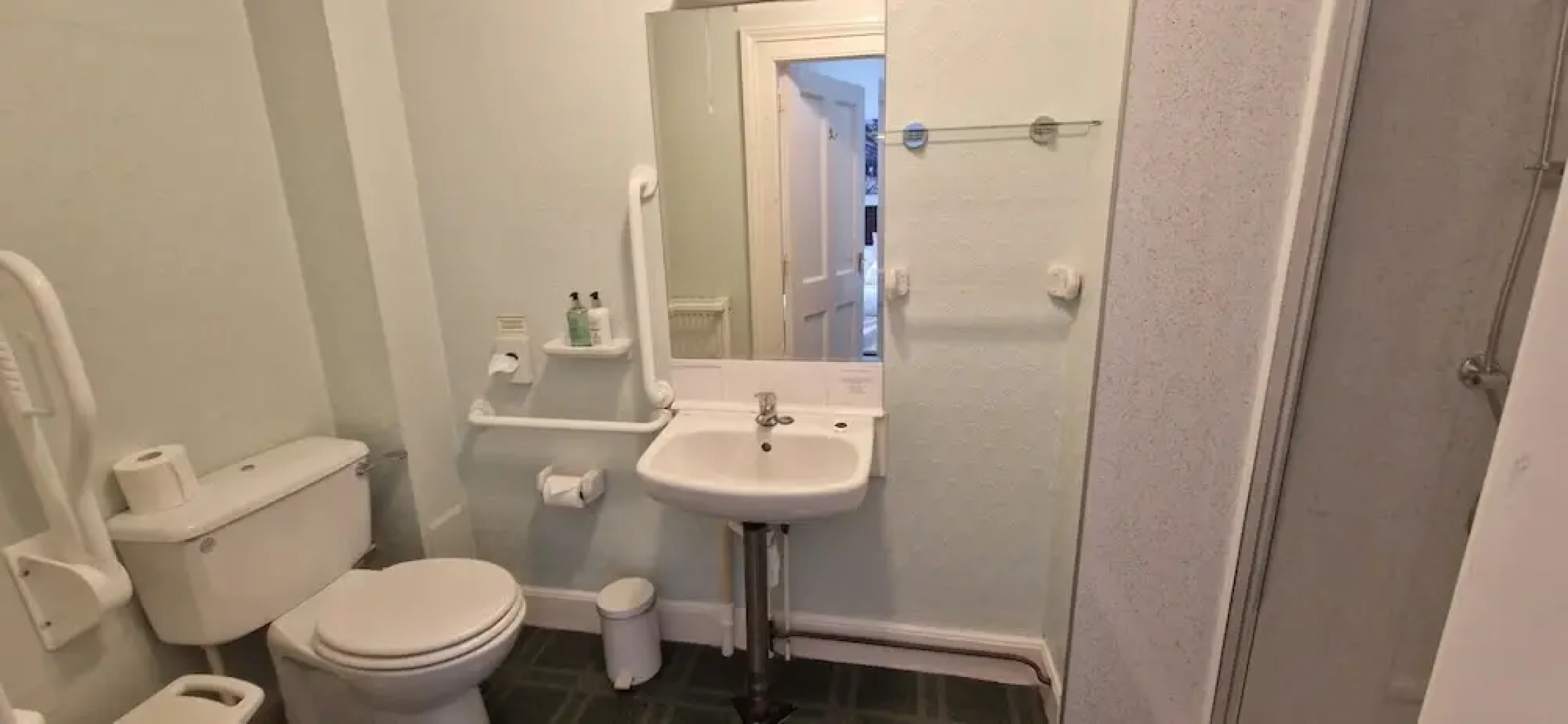 Corsewall Lighthouse Hotel 