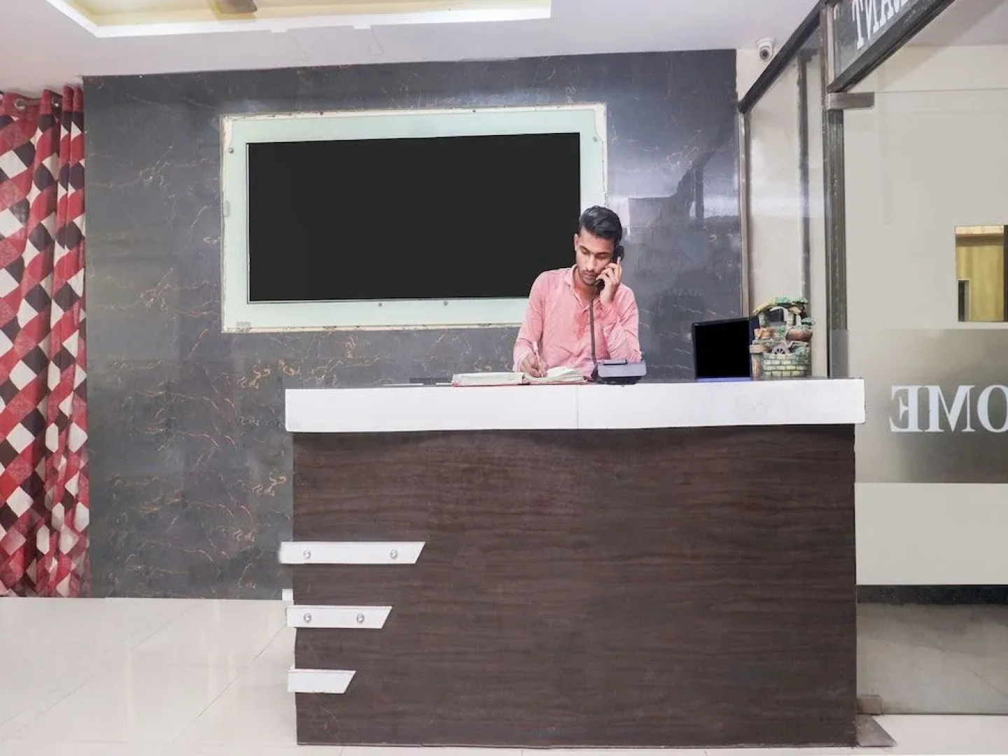 OYO 30626 Hotel City Pearl