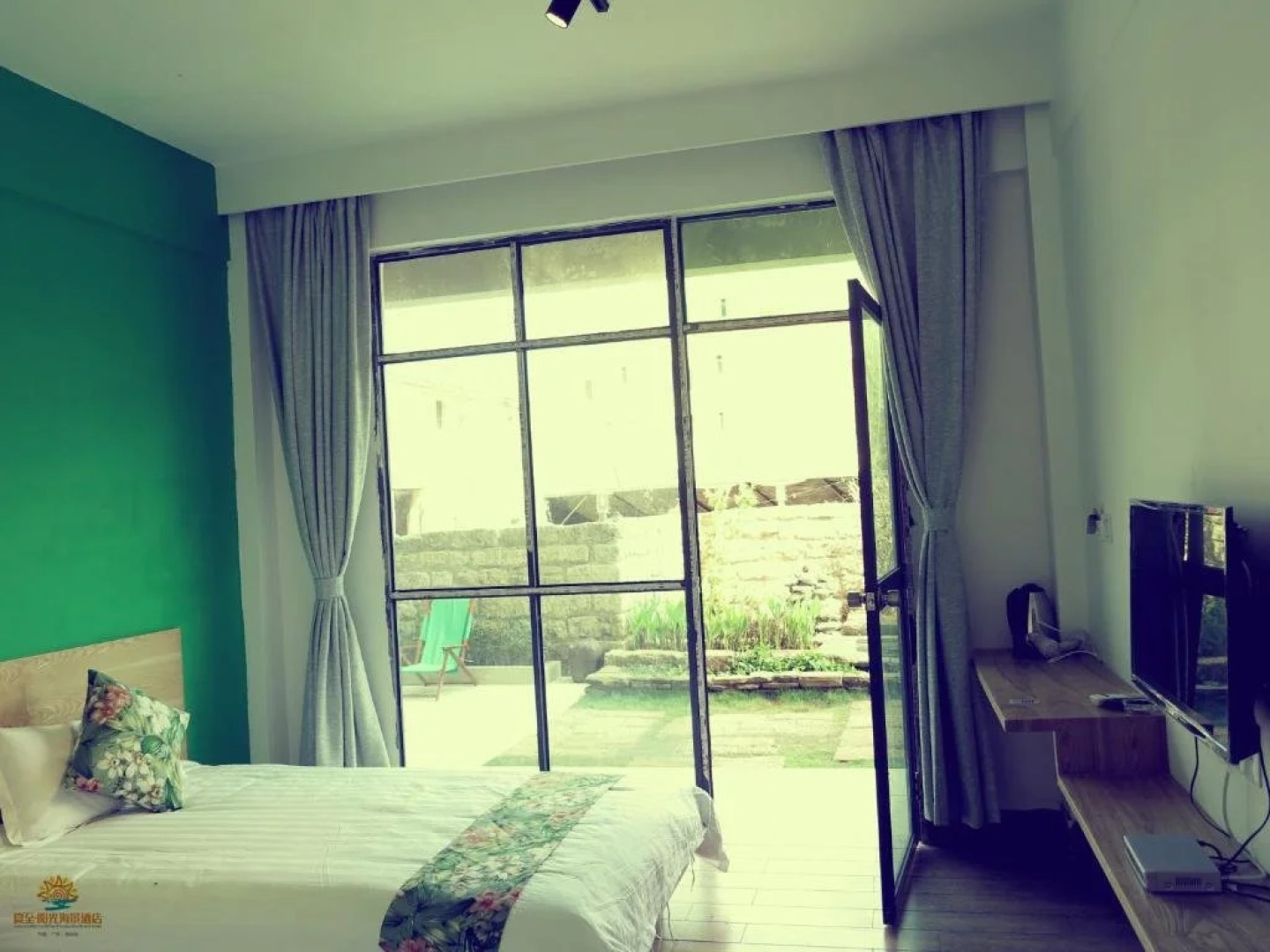 Weizhou Island Sunshine Hotel