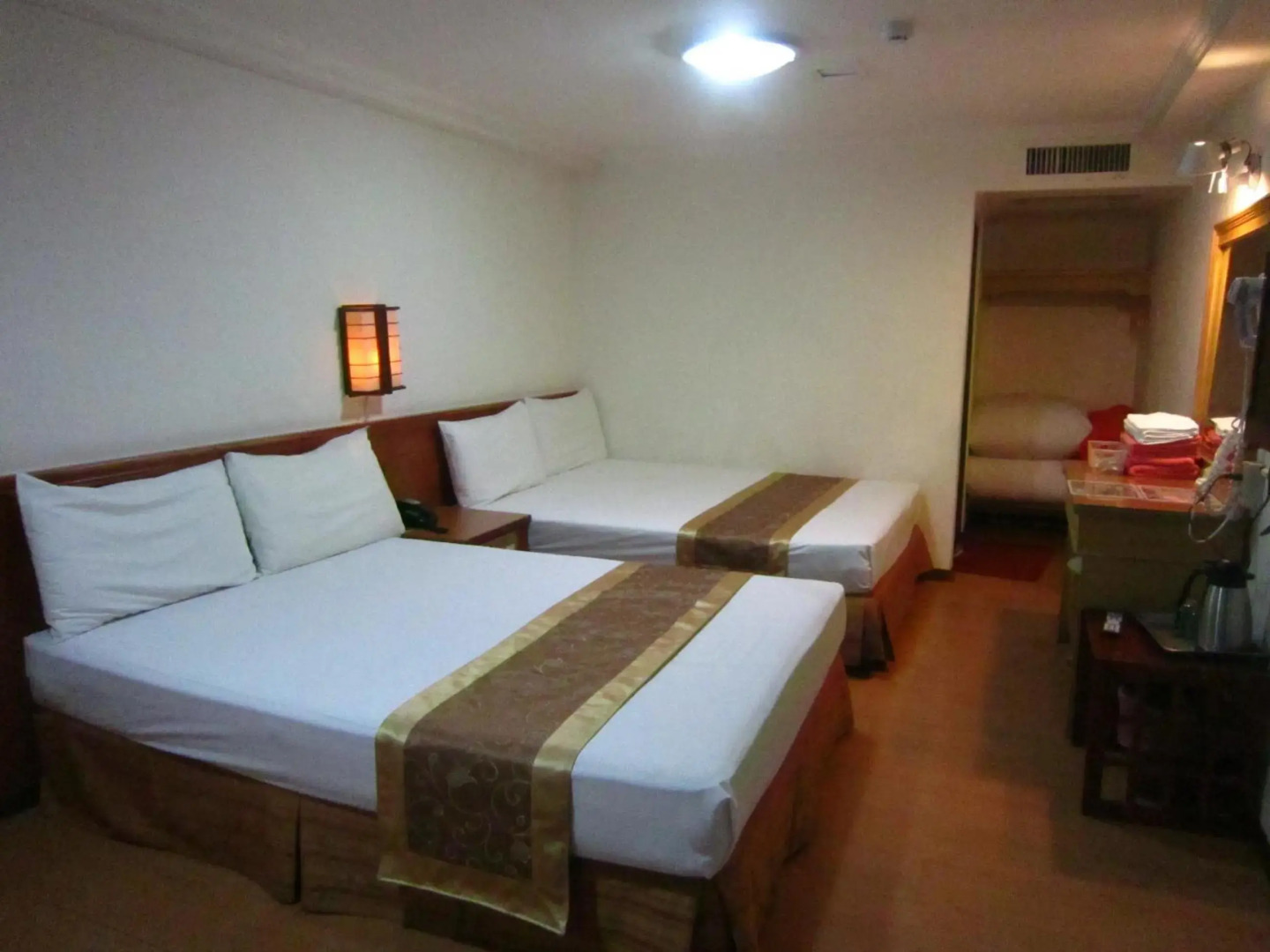 Gau Shan Ching Hotel