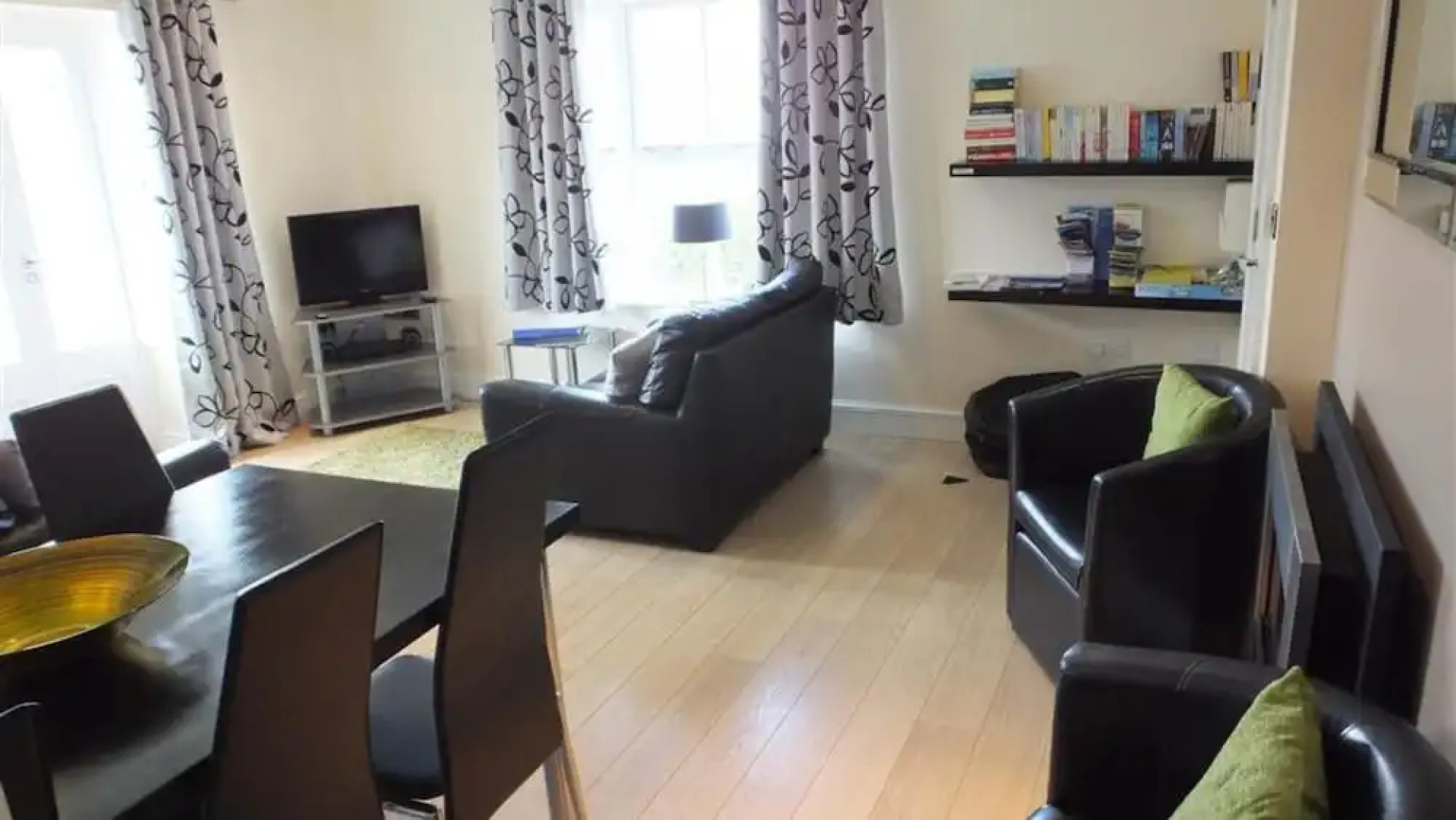 Park Place Court 3 Plas Bach