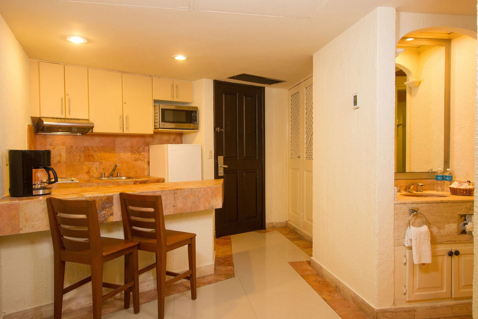 Luna Palace Hotel and Suites