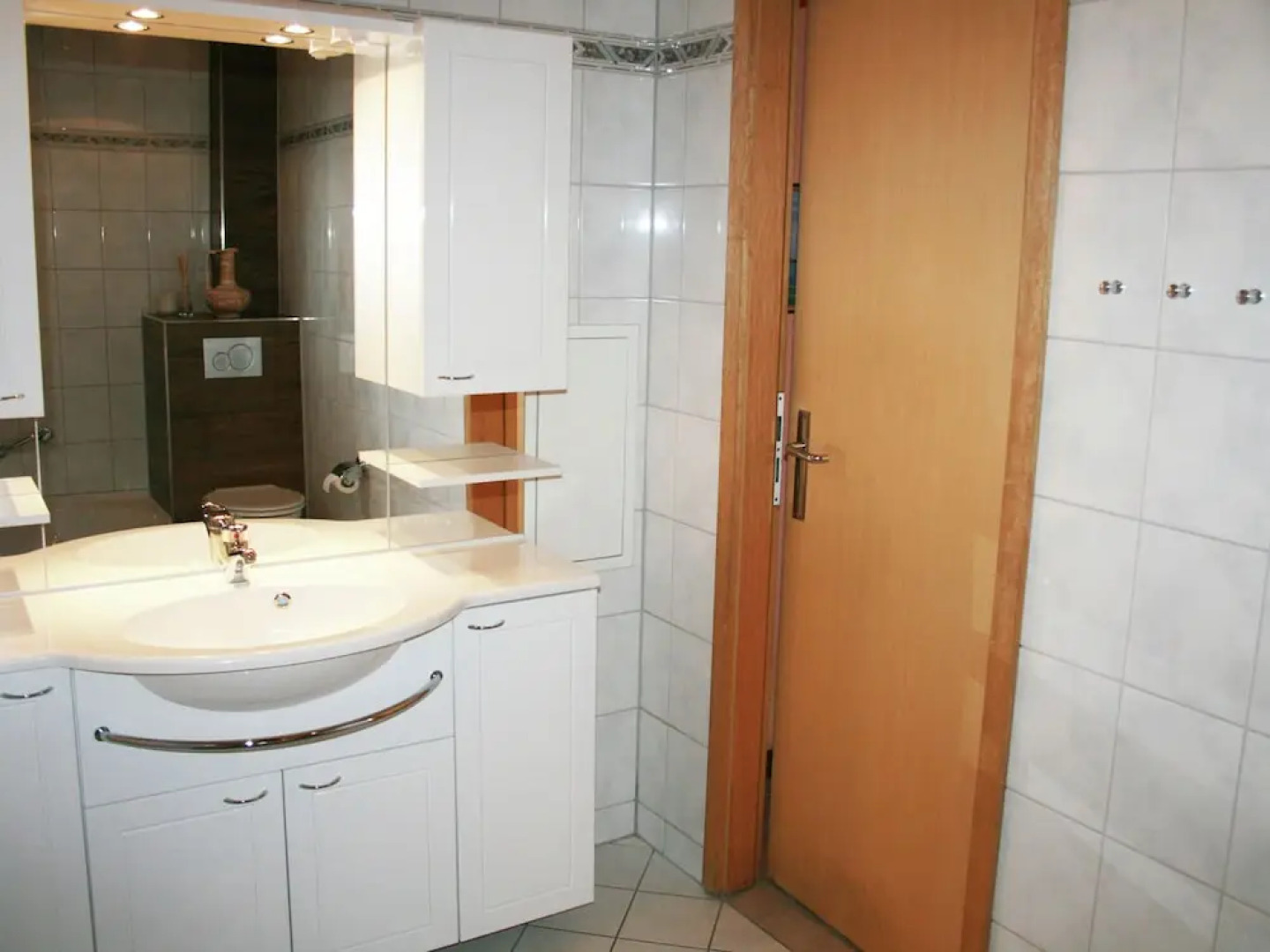 Quaint Holiday Home in Robertsdorf near Beach