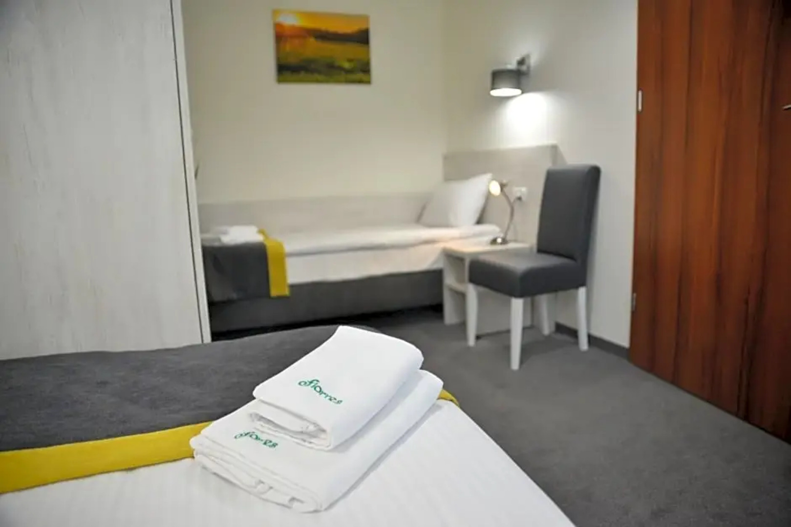 Centrum Restauracyjno-Hotelowe Florres