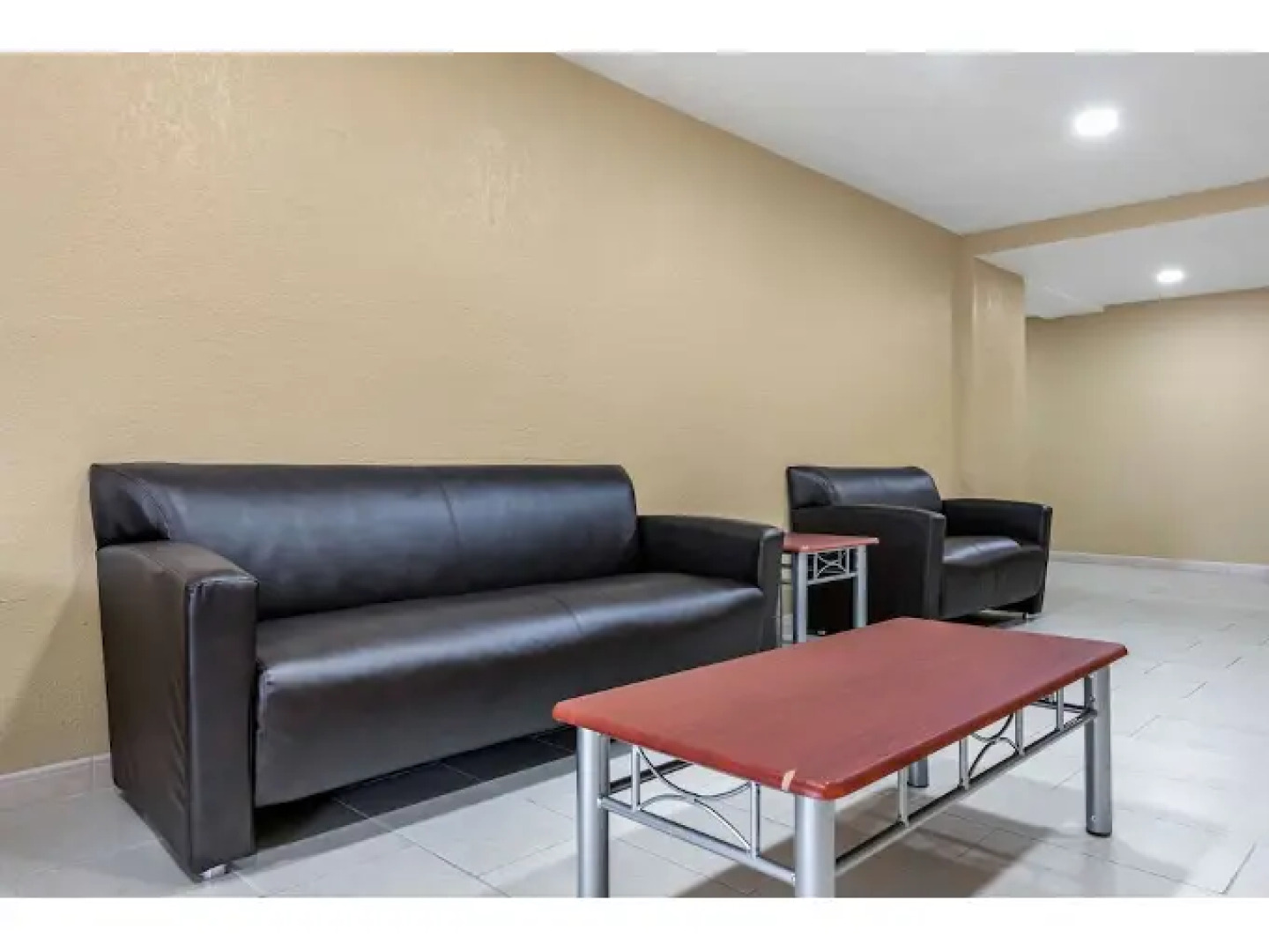 Orlando Metropolitan Resort