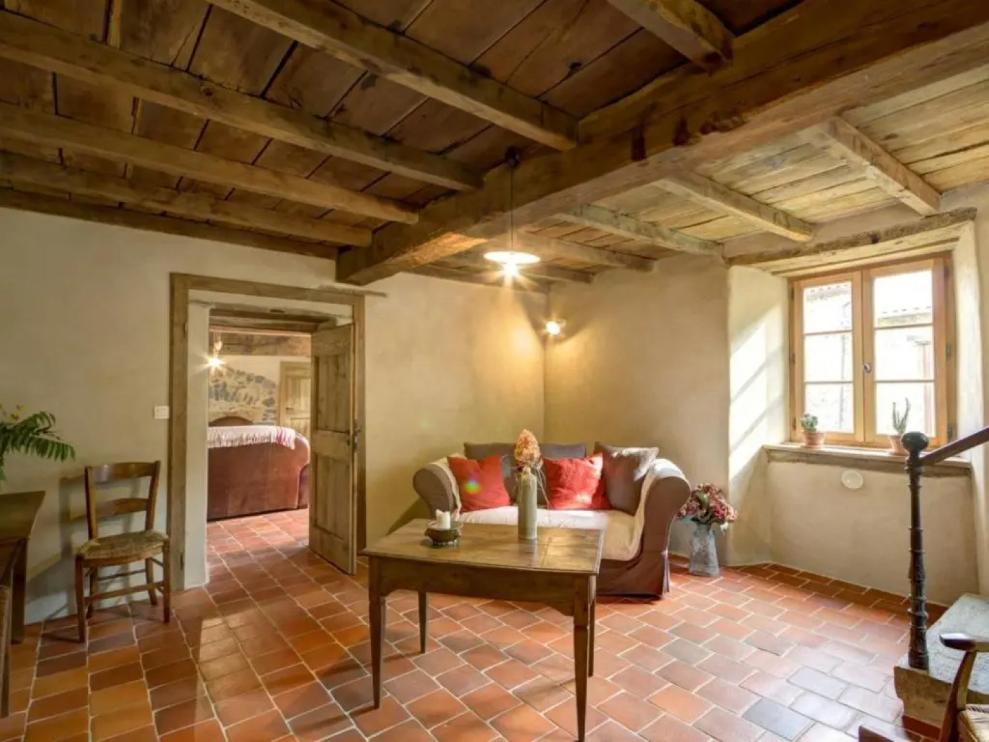 Gîte Saint-Just-la-Pendue, 7 pièces, 12 personnes - FR-1-496-54