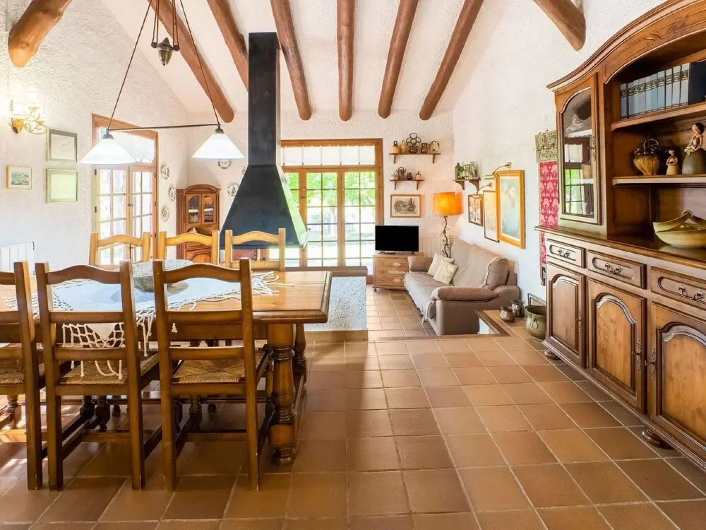 Cottage for a Family Vacation in Montferri With a Private Garden