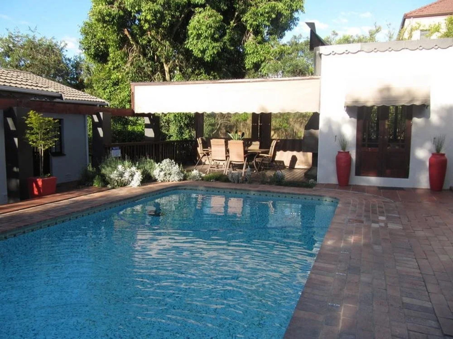 Chimneys Guest House