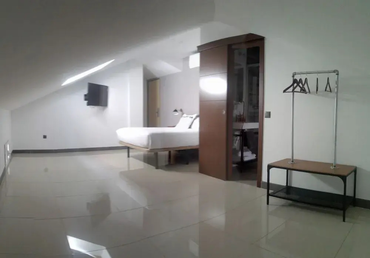 The Lights City Rooms