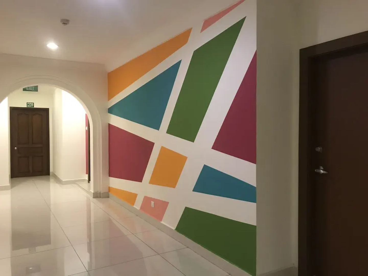 Rimbun Suites & Residences