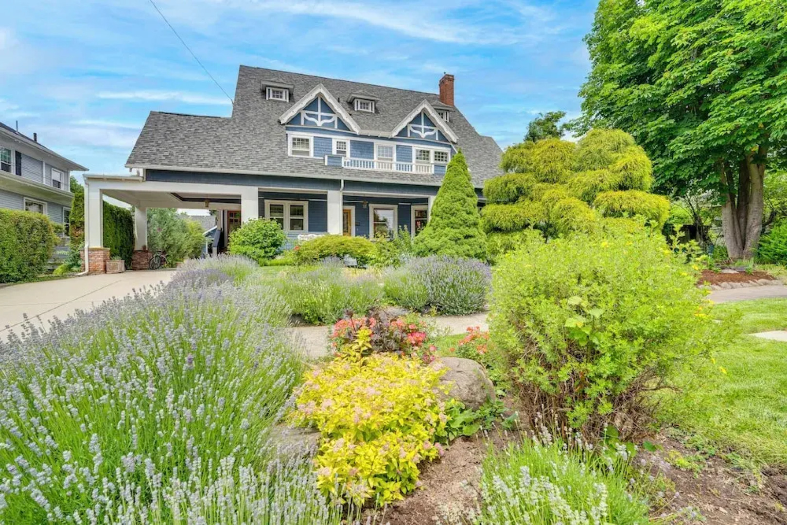 Wine Country Home With Yard; Walk to Downtown!