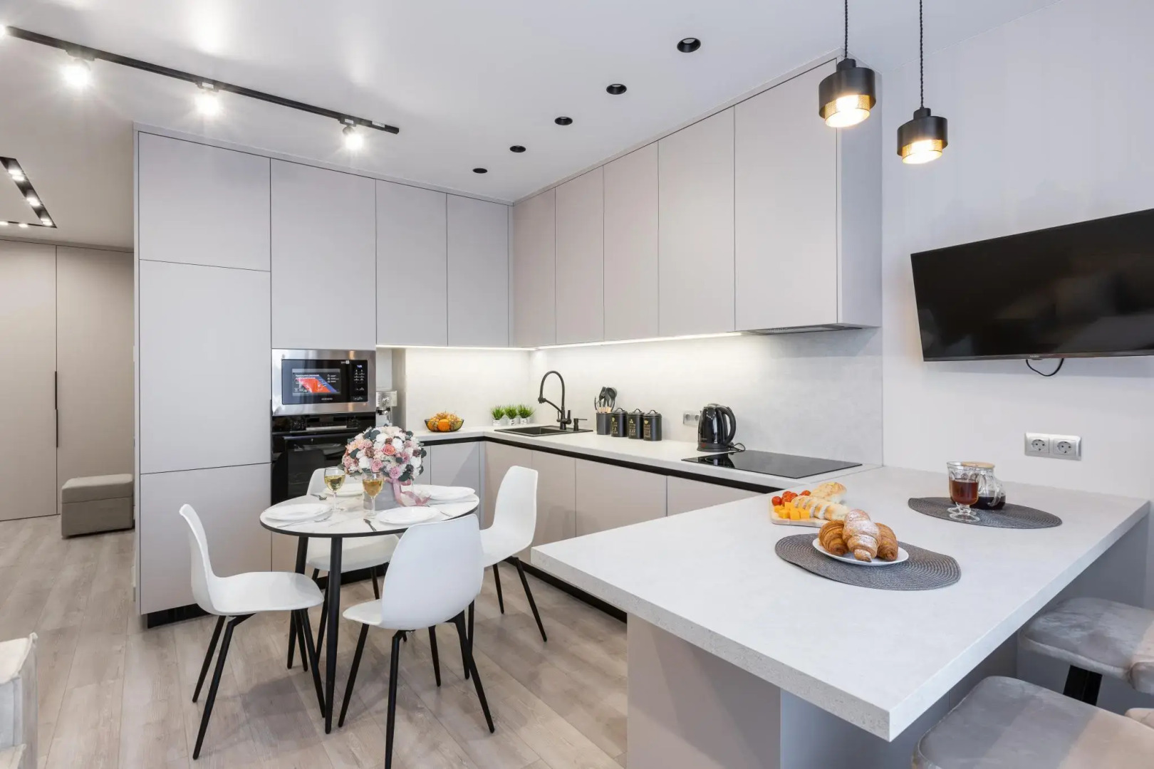 Апартаменты на проспекте Независимости 88