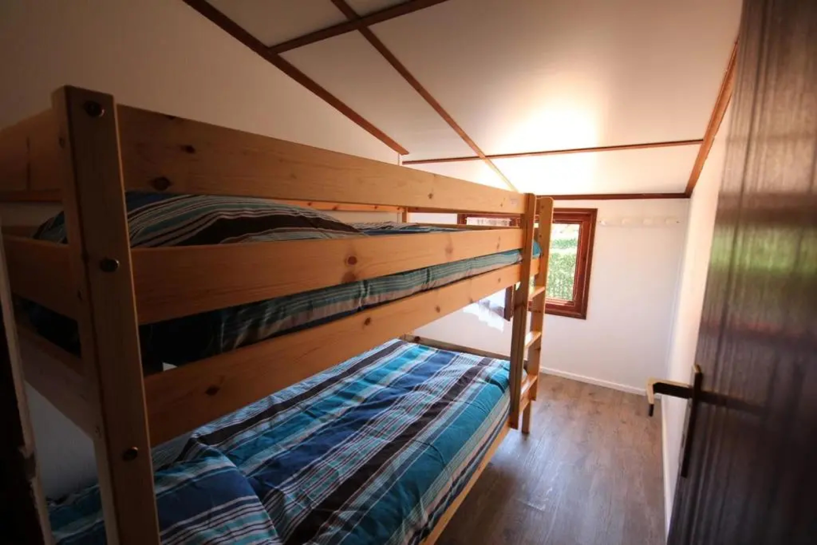 Domaine de vacances à 600m de la plage villa 3 chambres climatisées 7 couchages WIFI terrasse parking animations et piscines en supplément LRPDSR8