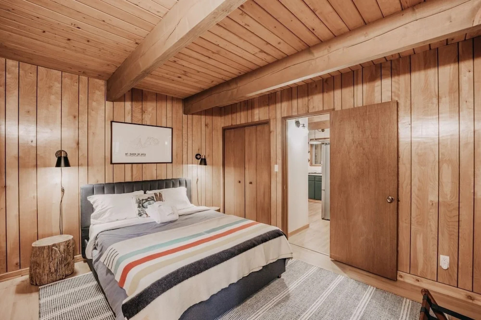 27gs - Bbq - Pets Ok - Wifi - Sleeps 10 3 Bedroom Home by RedAwning