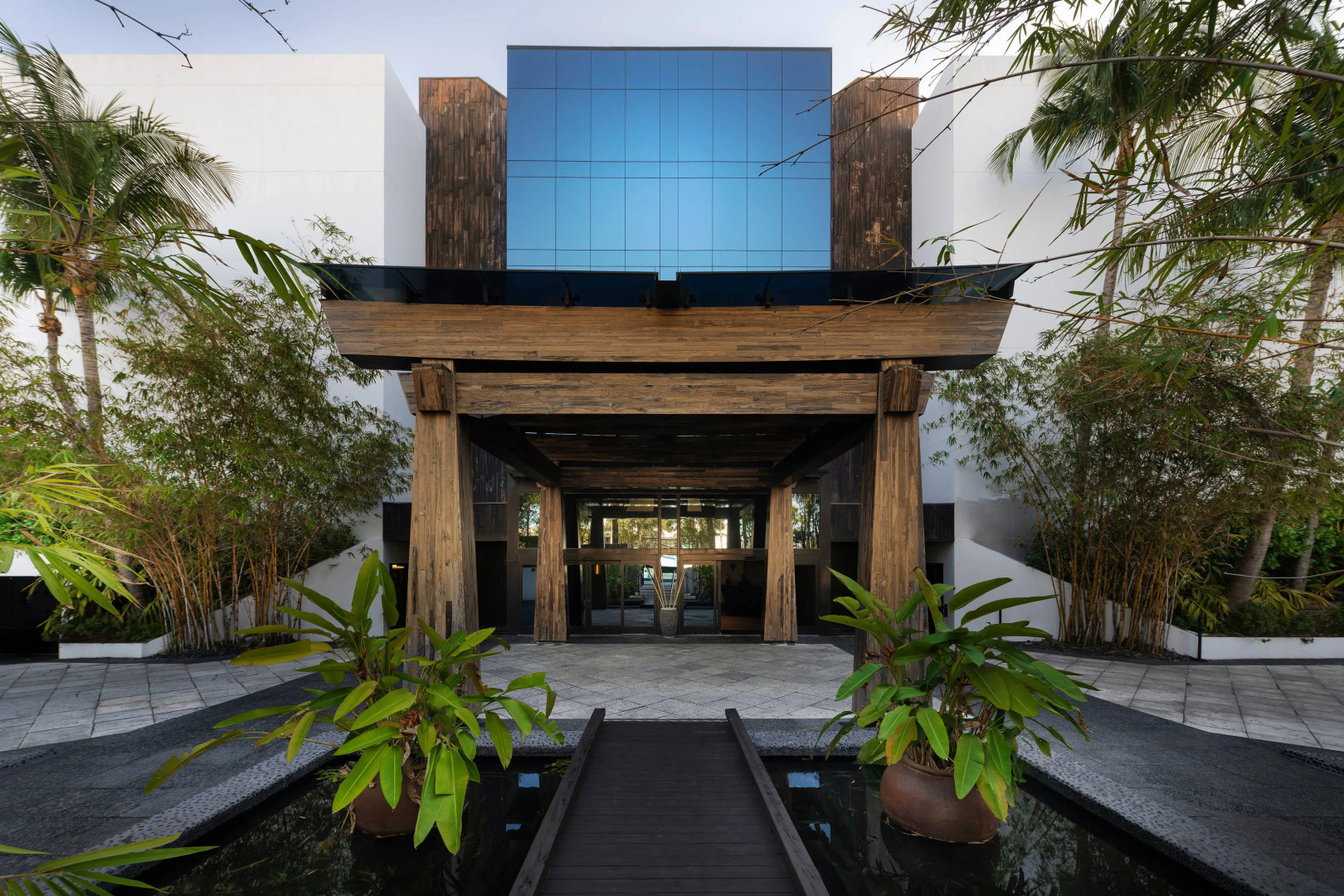 Tideline Palm Beach Ocean Resort and Spa