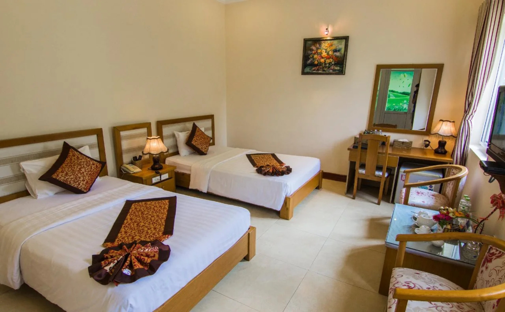 Huong Phong - Ho Coc Resort