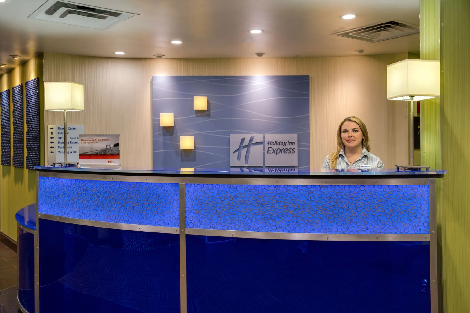 Holiday Inn Express Suites Plant City by IHG