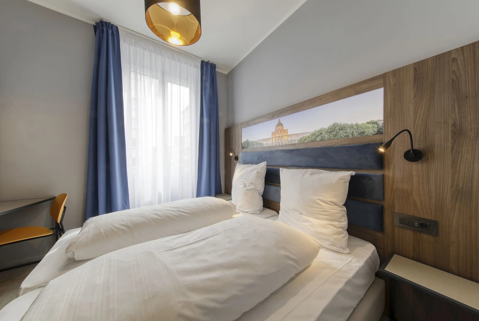 Smart Stay Hotel Station