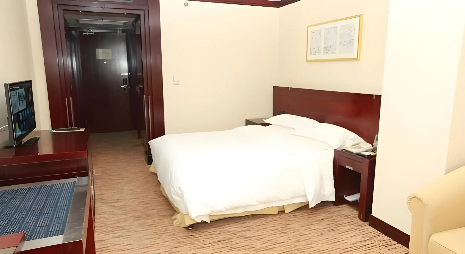 Poly Plaza Hotel