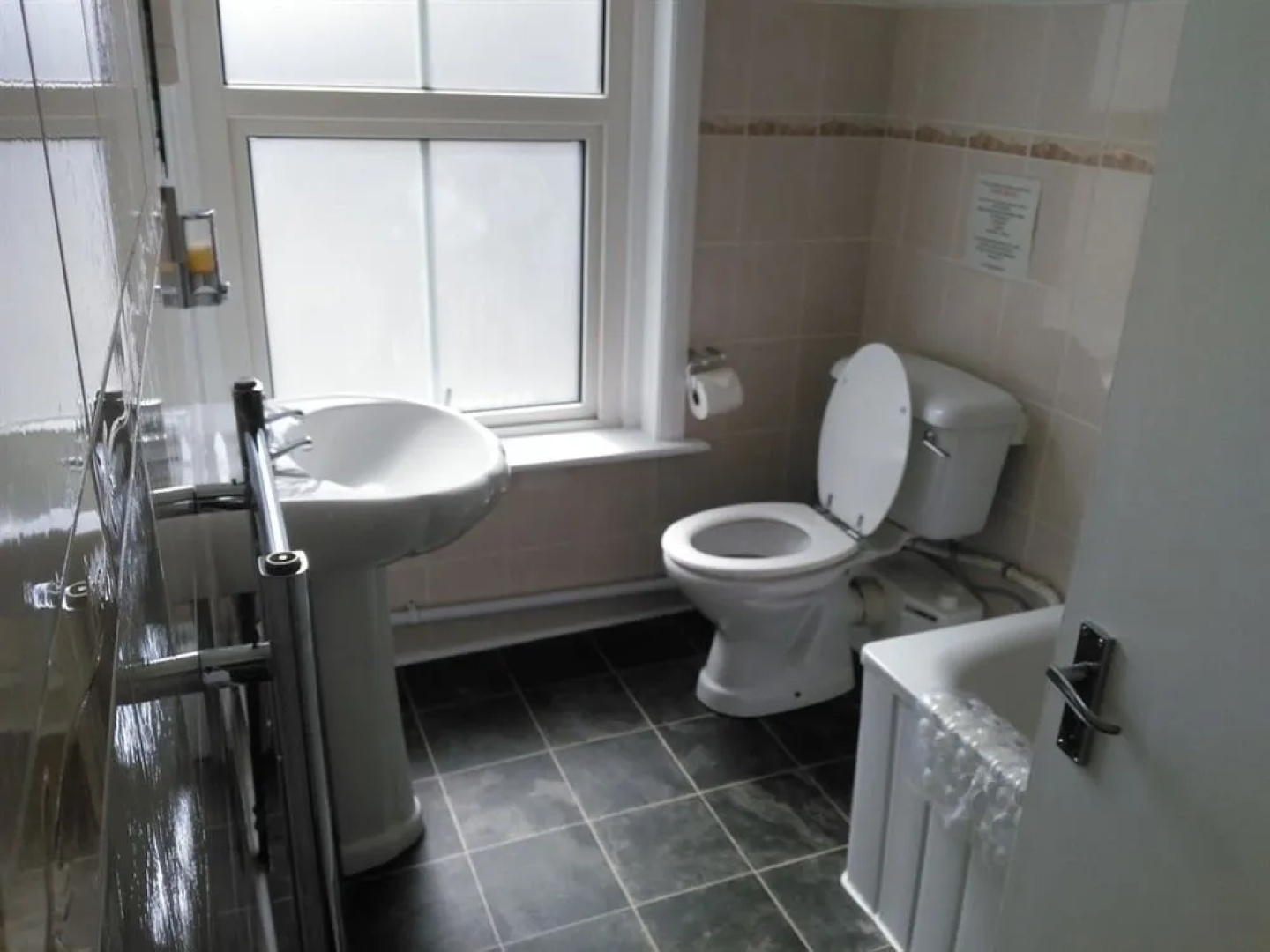 Pleasant Court Guest House