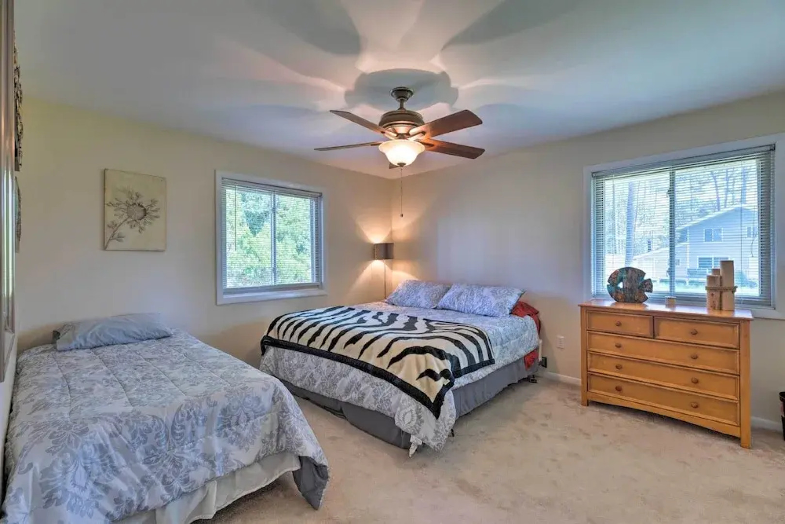 'river's Edge Retreat With Kayaks & River Access!