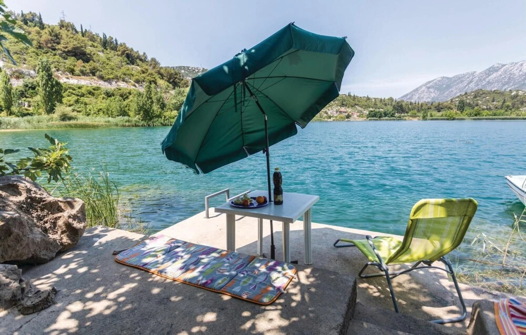 Awesome Home in Bacina With Wifi and 2 Bedrooms