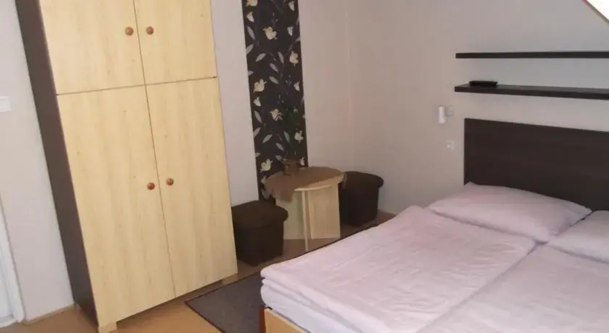 Borostyán Vendégház Eger