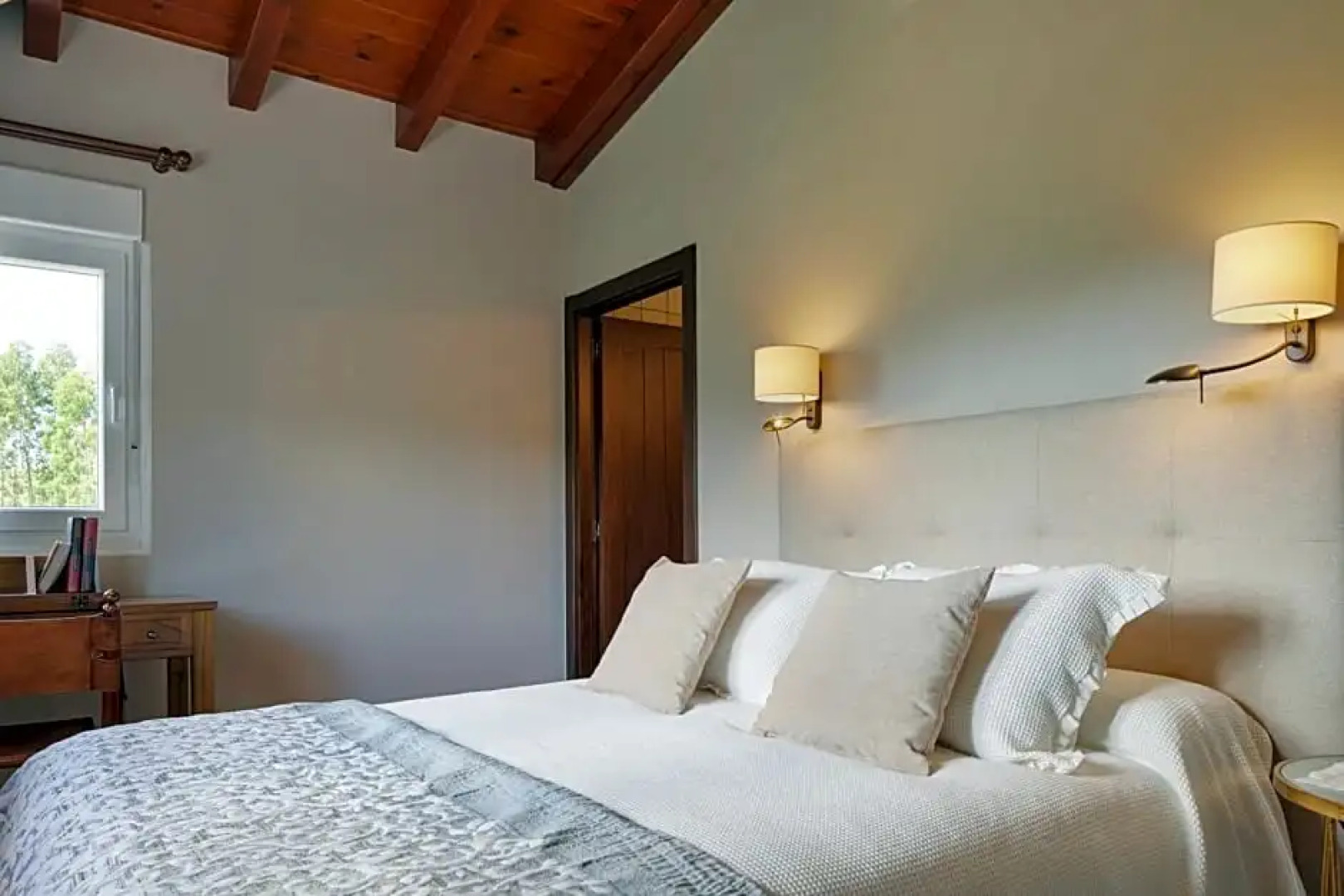 Отель Txoriene — Arrieta