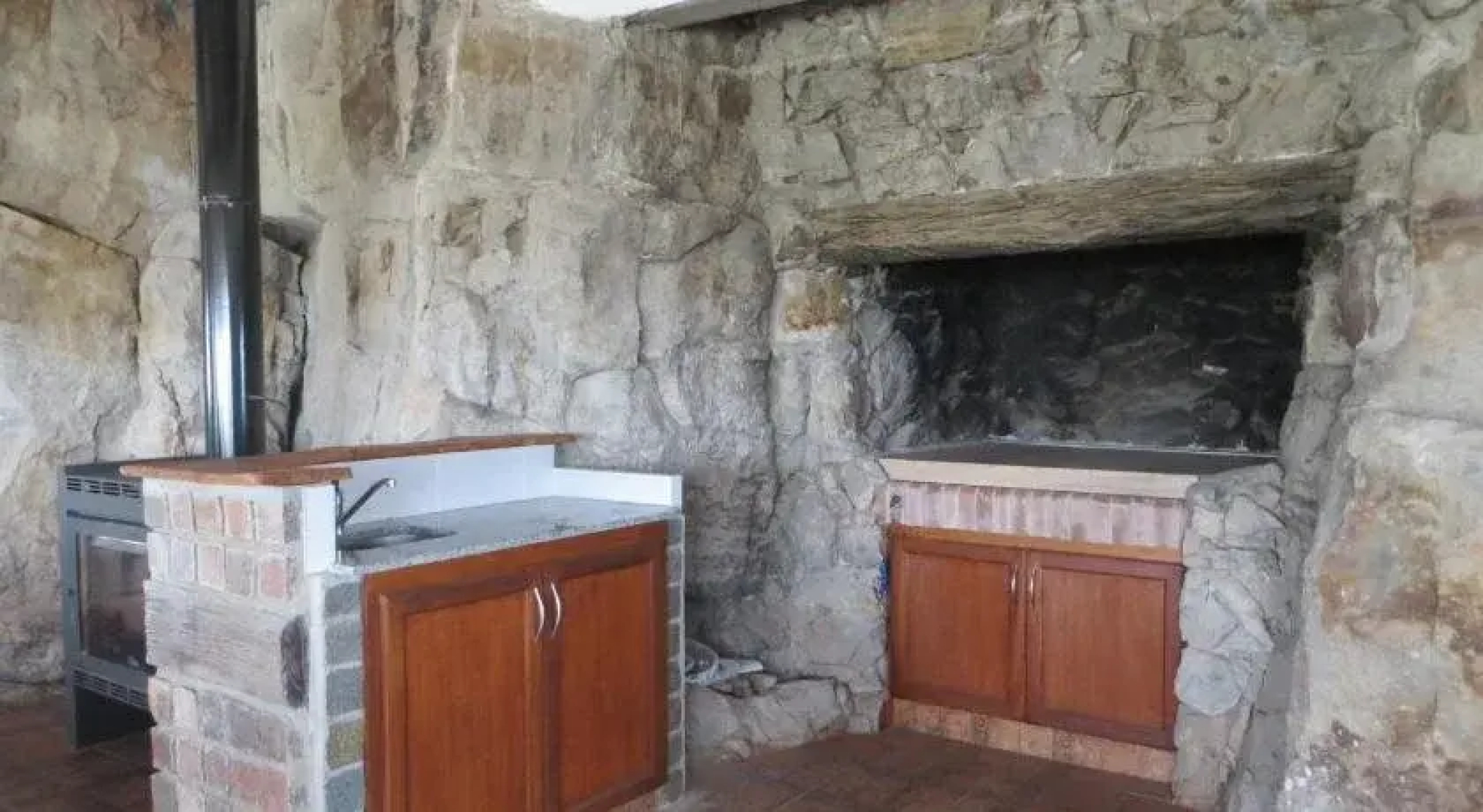 Las Piedras VIP Lodging