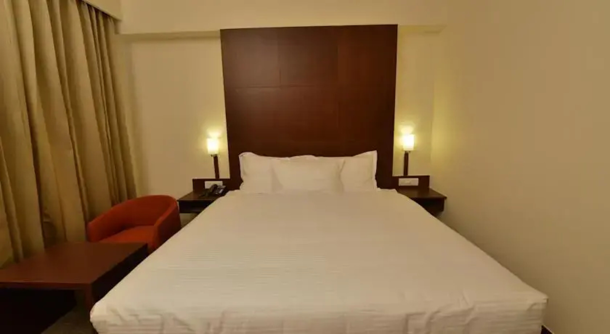 Hotel The Grand Saakar Tiara