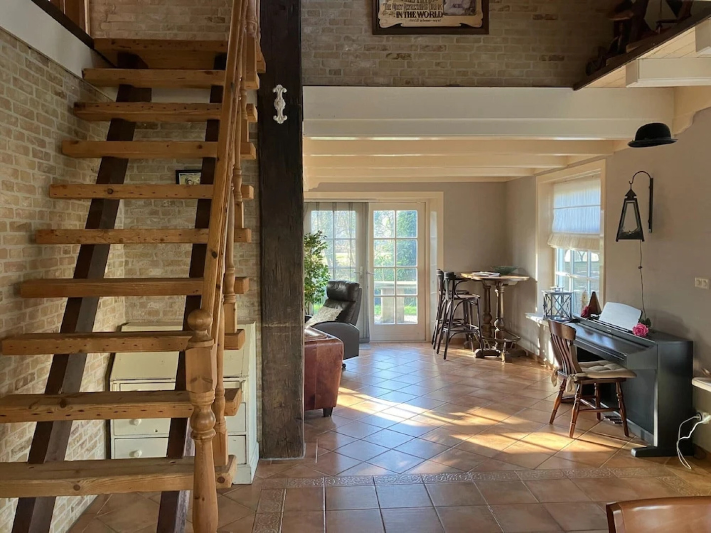 Spacious Holiday Home Close to the sea