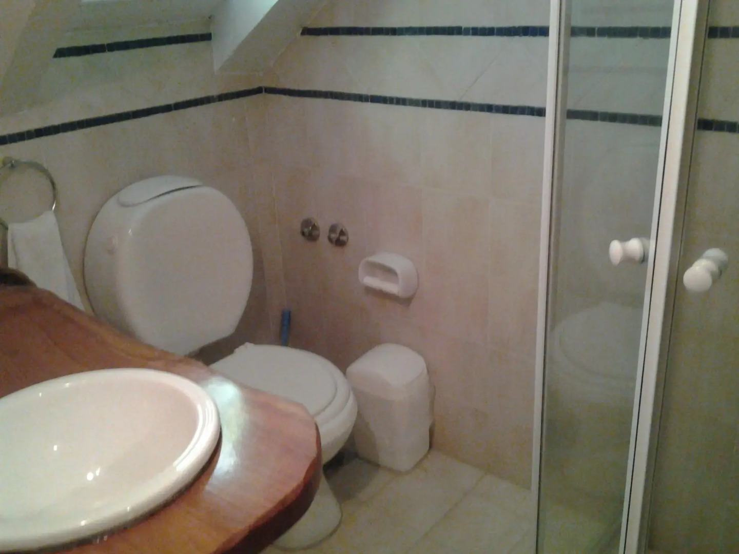 Lago Gutiérrez Lodge