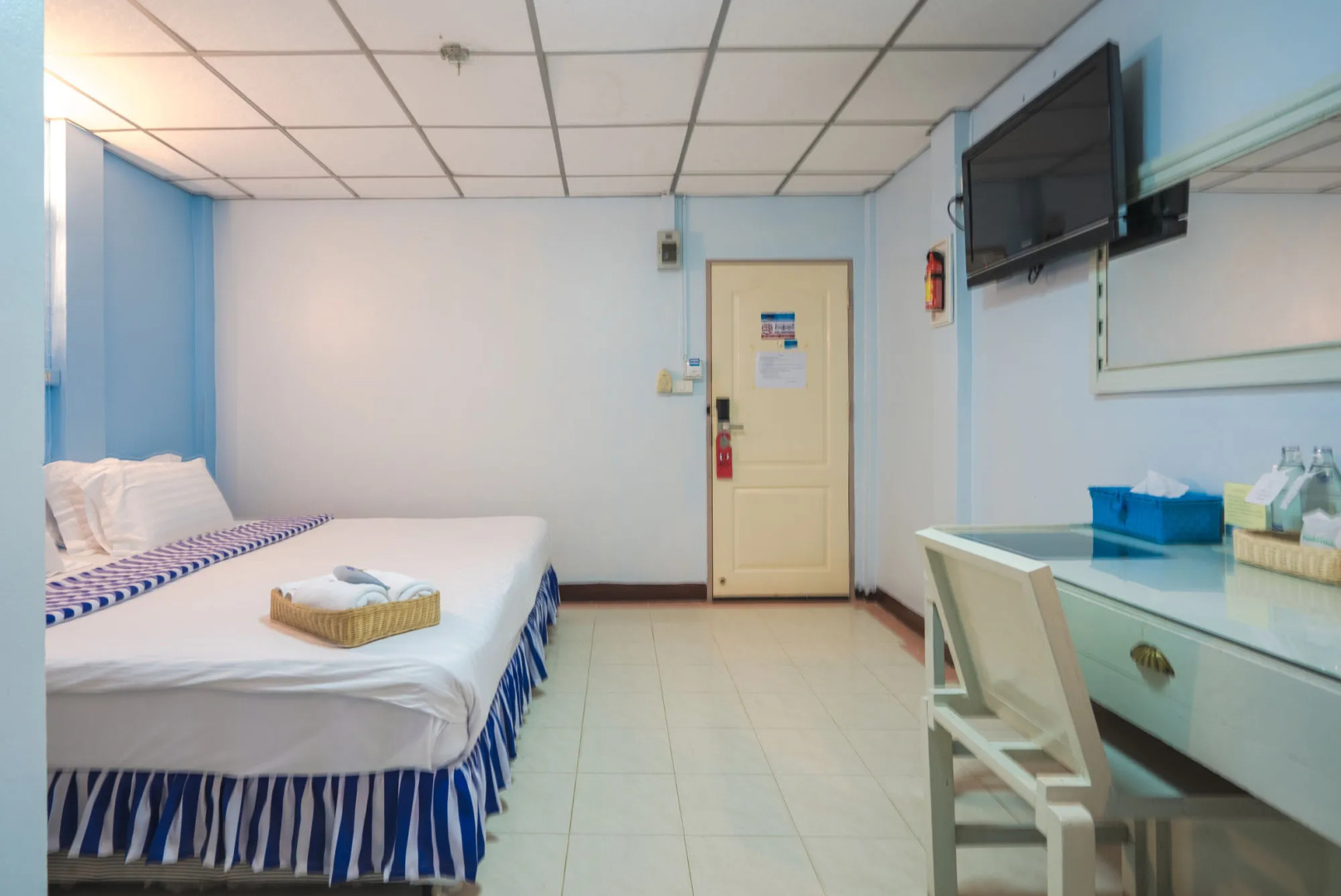 Bed by Boat Hotel & Apartment