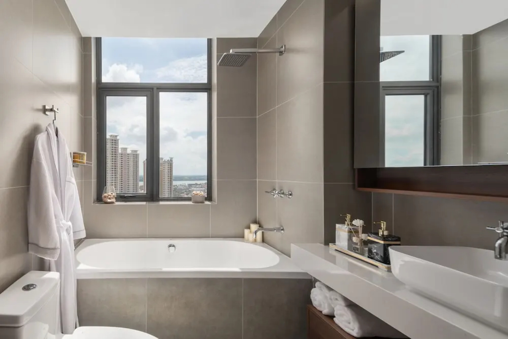 The Peninsula Phnom Penh