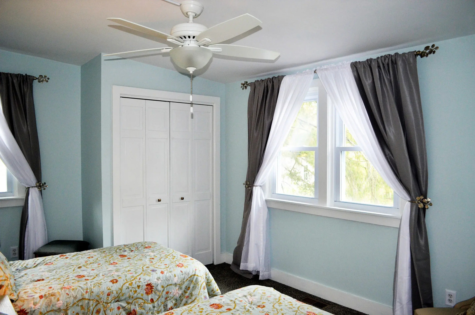 John Henry Bed & Breakfast