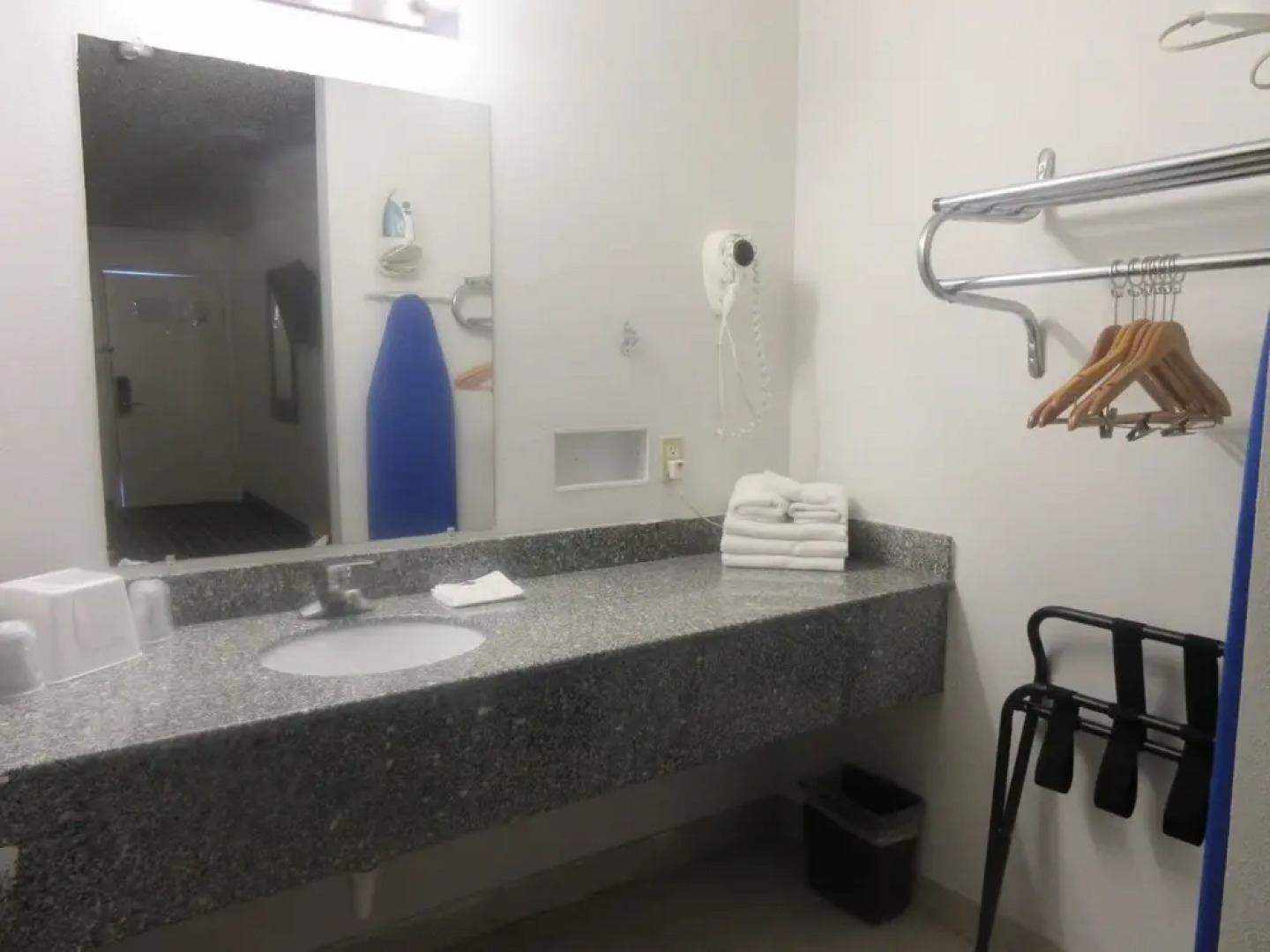 Motel 6-Saint Robert, MO